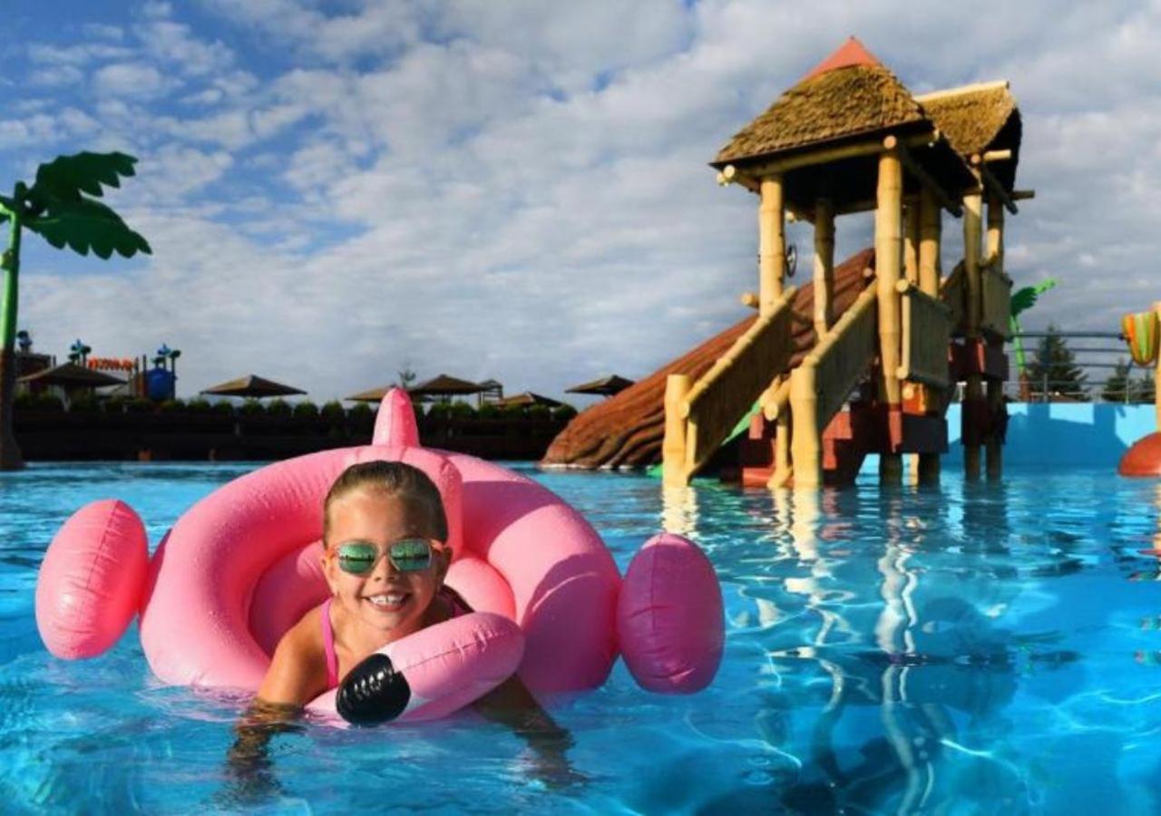 Holiday Village Tatralandia Liptovský Mikuláš Exterior foto